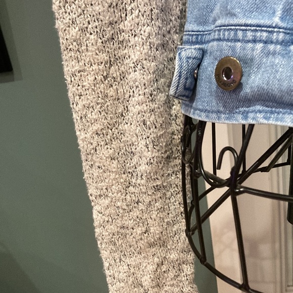 Sweat blue Jean jacket - Picture 5 of 7